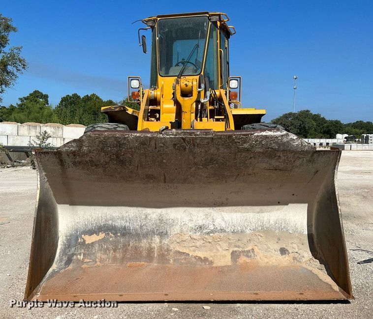 image for item DQ2144 1996 John Deere 644G  wheel loader