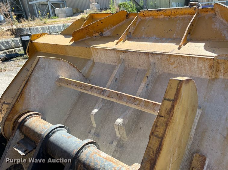 image for item DQ2144 1996 John Deere 644G  wheel loader