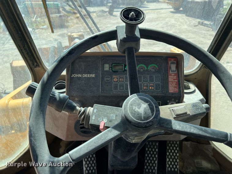 image for item DQ2144 1996 John Deere 644G  wheel loader