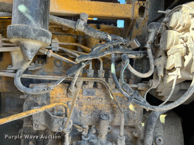 image for item DQ2144 1996 John Deere 644G  wheel loader