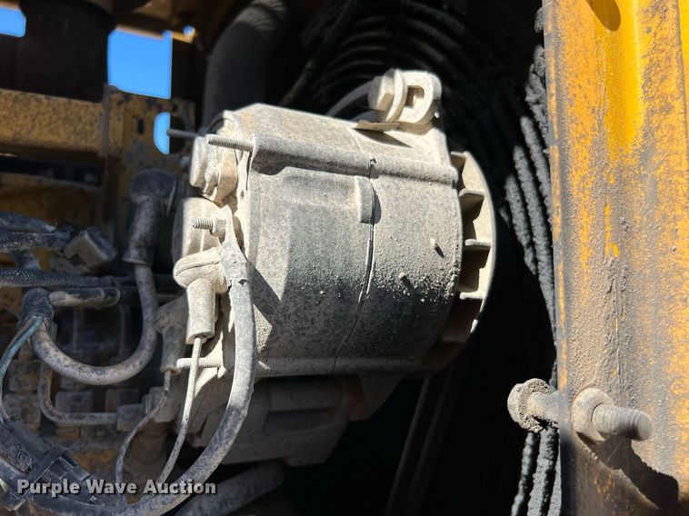 image for item DQ2144 1996 John Deere 644G  wheel loader