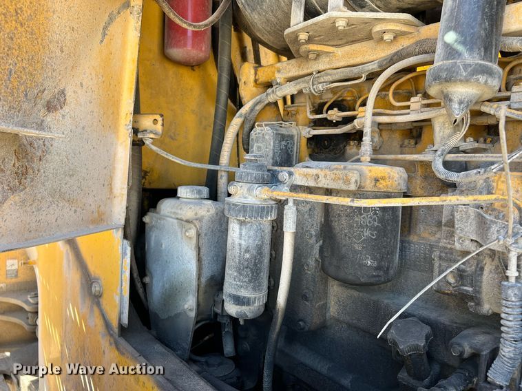 image for item DQ2144 1996 John Deere 644G  wheel loader