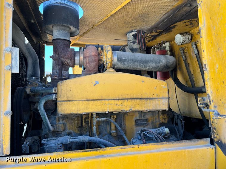 image for item DQ2144 1996 John Deere 644G  wheel loader