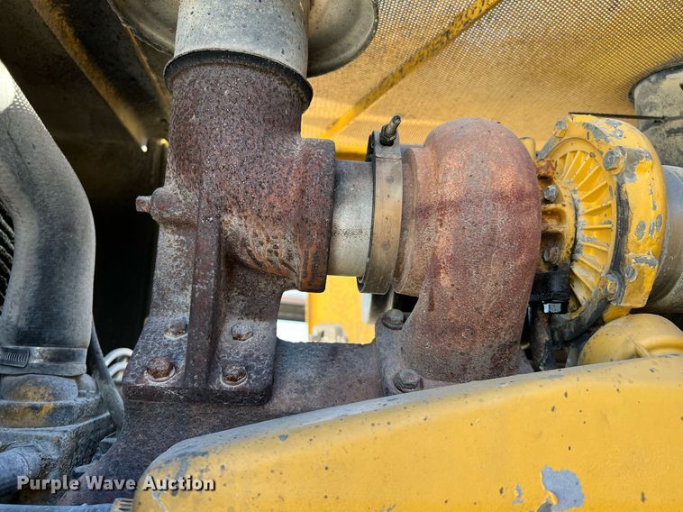 image for item DQ2144 1996 John Deere 644G  wheel loader