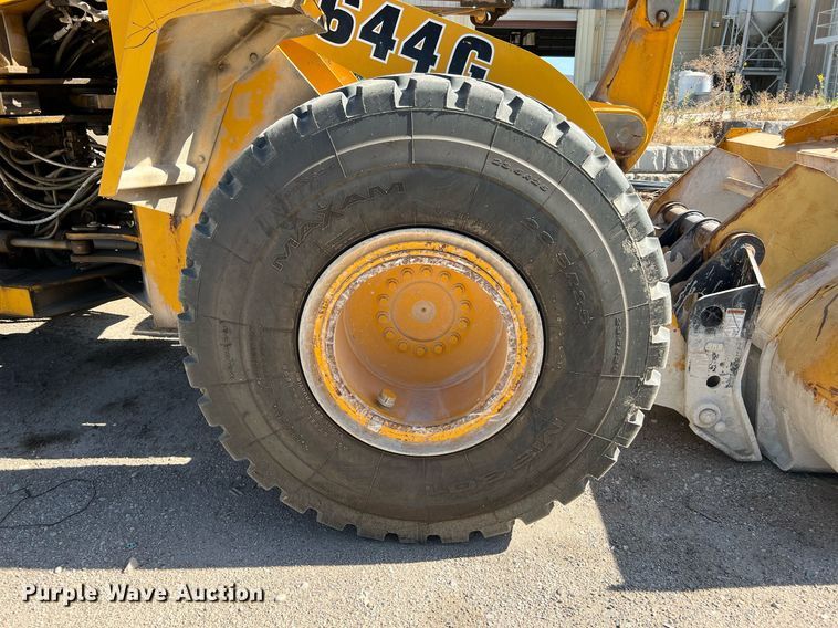 image for item DQ2144 1996 John Deere 644G  wheel loader