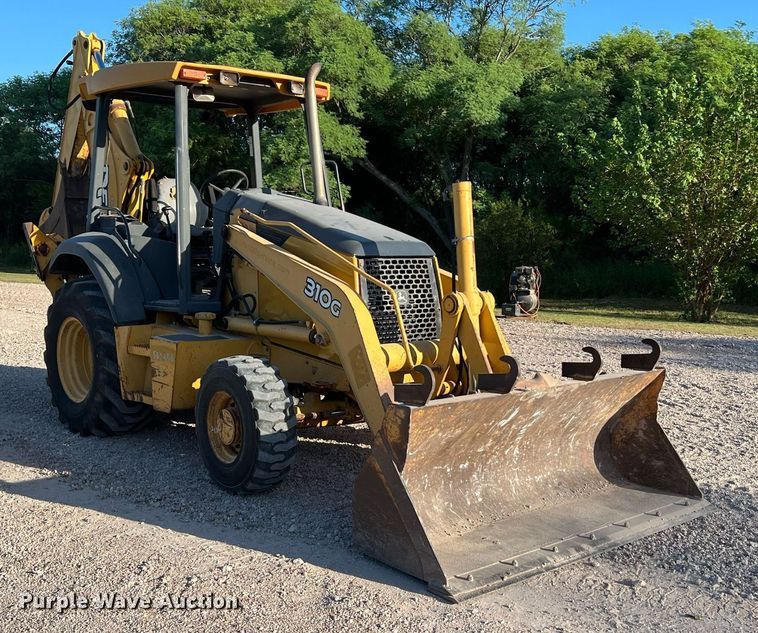 image for item DQ2160 2005 John Deere 310G  backhoe