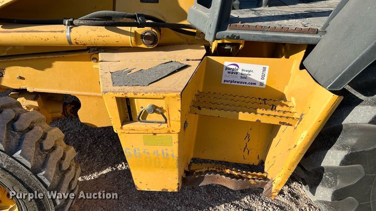 image for item DQ2160 2005 John Deere 310G  backhoe