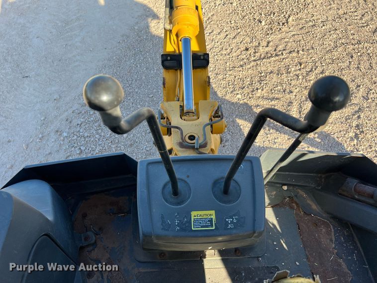 image for item DQ2160 2005 John Deere 310G  backhoe