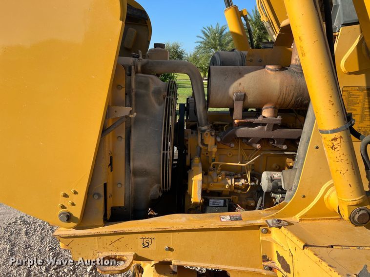 image for item DQ2160 2005 John Deere 310G  backhoe