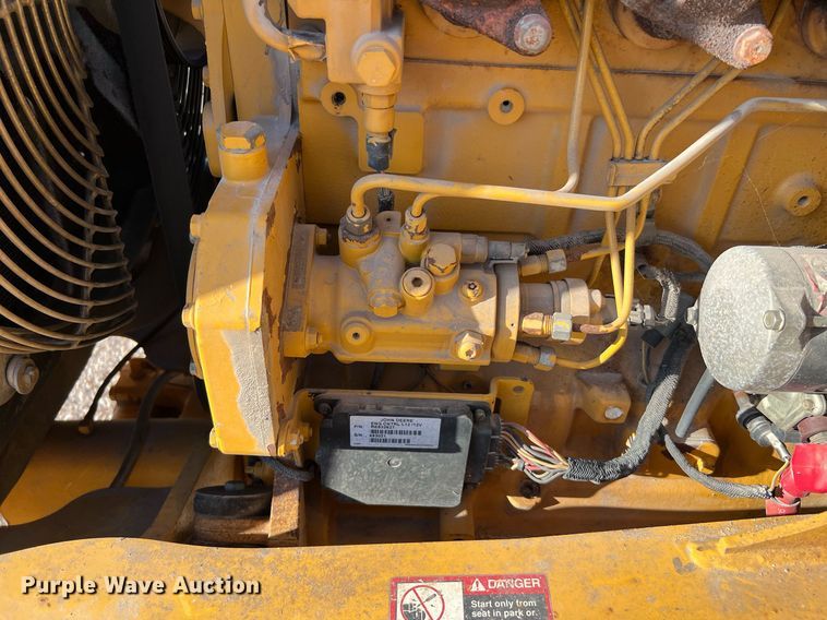 image for item DQ2160 2005 John Deere 310G  backhoe