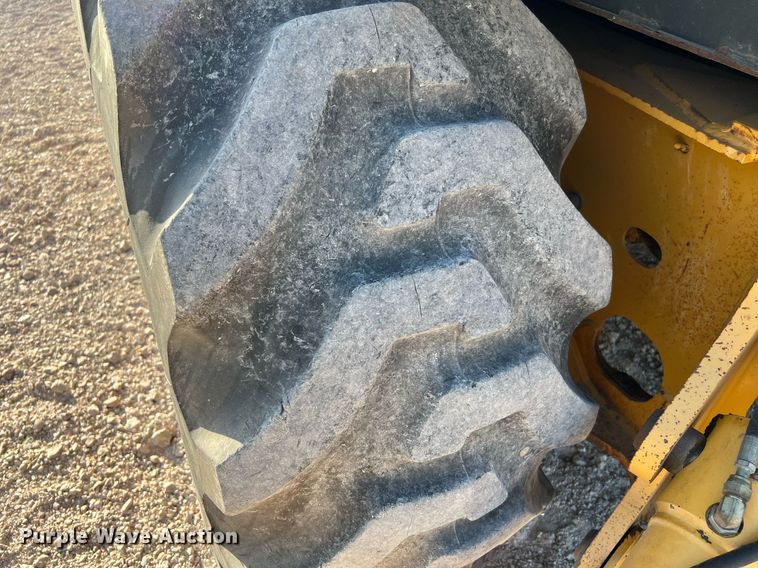 image for item DQ2160 2005 John Deere 310G  backhoe