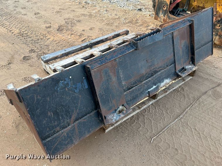 image for item DQ2200 2014 Caterpillar 272DXHP  skid steer loader