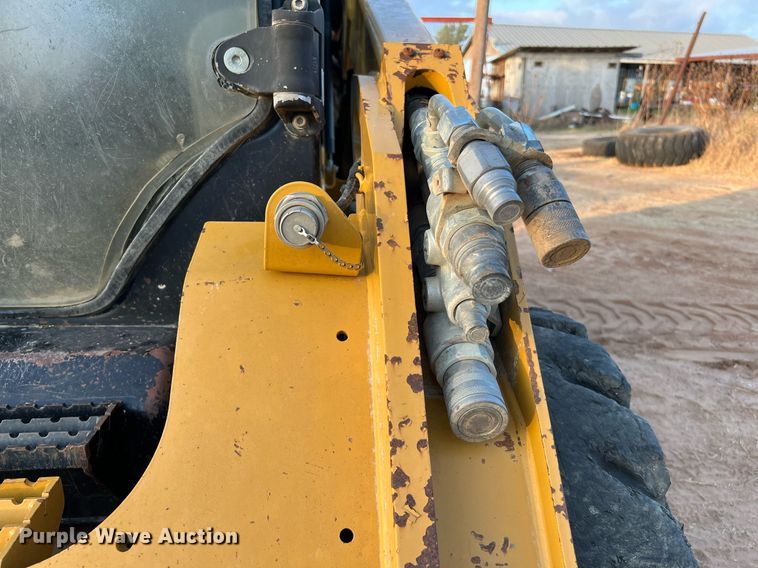 image for item DQ2200 2014 Caterpillar 272DXHP  skid steer loader