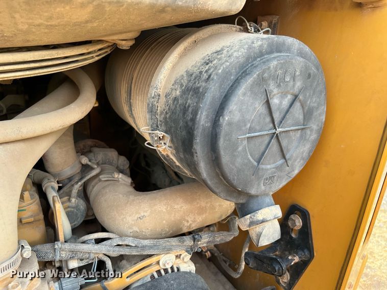 image for item DQ2200 2014 Caterpillar 272DXHP  skid steer loader