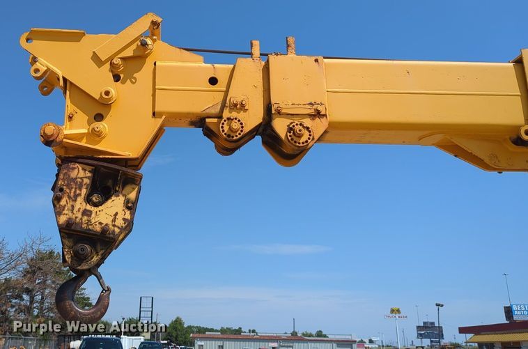 image for item DR6985 Galion 150FA  crane