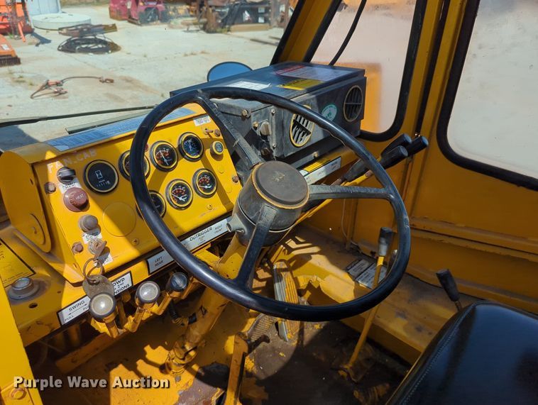 image for item DR6985 Galion 150FA  crane