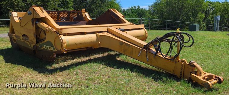 image for item DR6990 2012 John  Deere 1810E  scraper