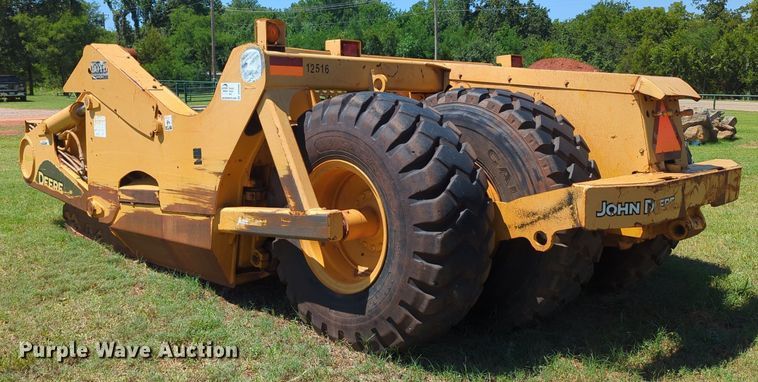 image for item DR6990 2012 John  Deere 1810E  scraper