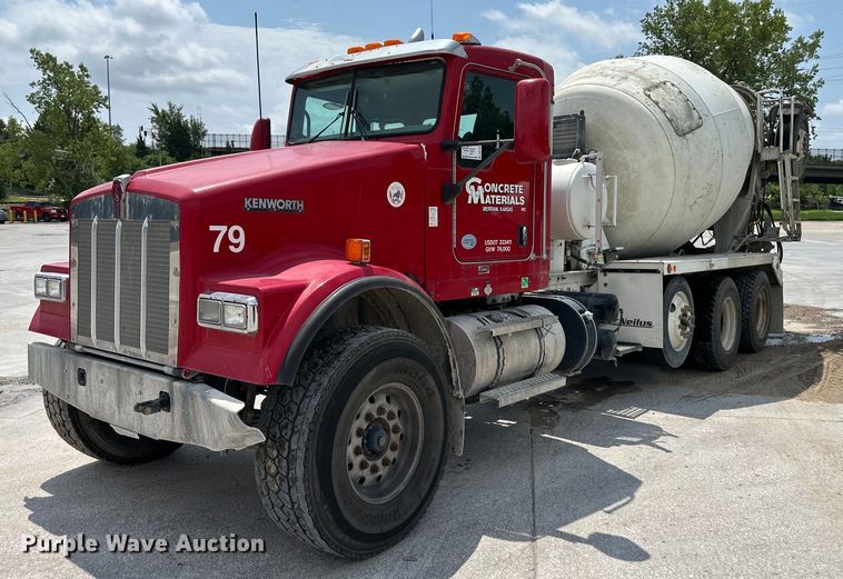 image for item DS2132 2015 Kenworth W900  ready mix truck