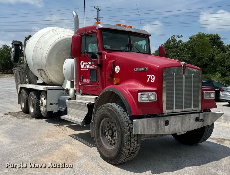 image for item DS2132 2015 Kenworth W900  ready mix truck