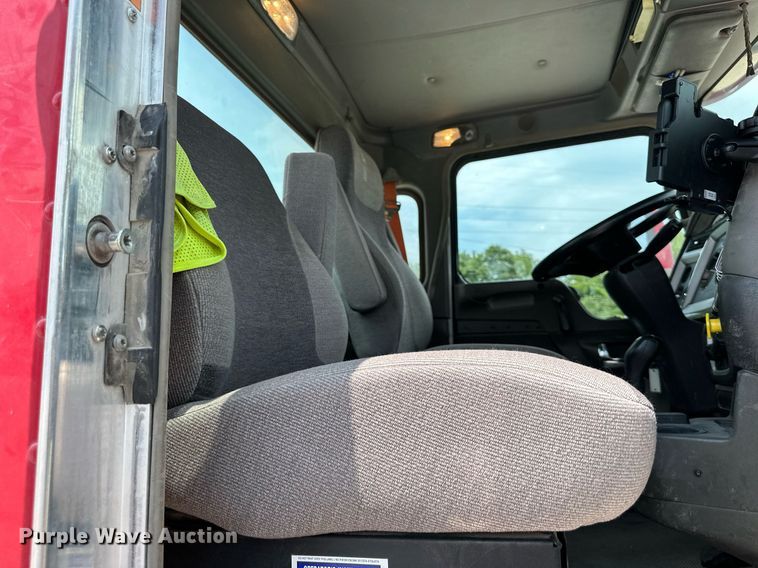 image for item DS2132 2015 Kenworth W900  ready mix truck