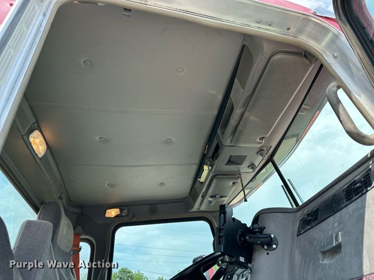 image for item DS2132 2015 Kenworth W900  ready mix truck