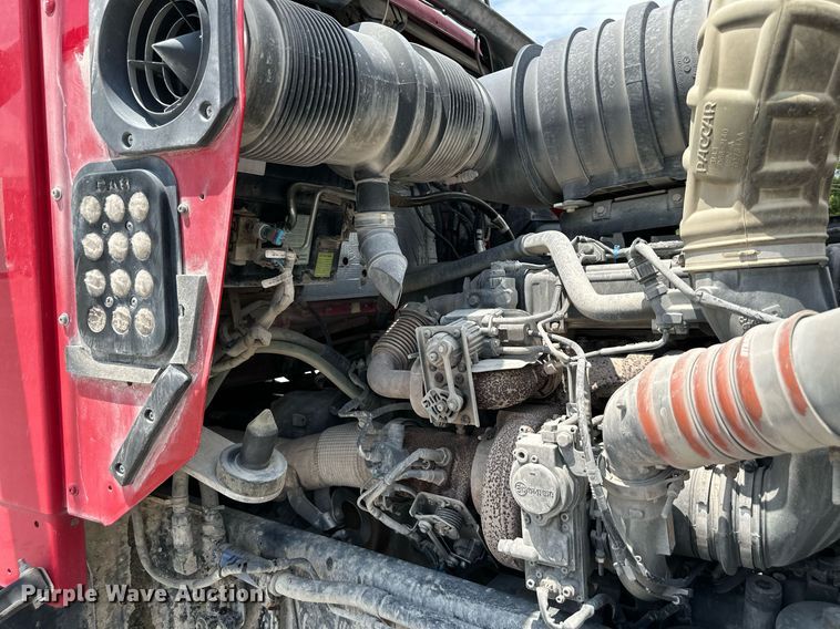 image for item DS2132 2015 Kenworth W900  ready mix truck