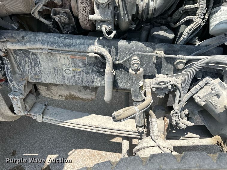 image for item DS2132 2015 Kenworth W900  ready mix truck