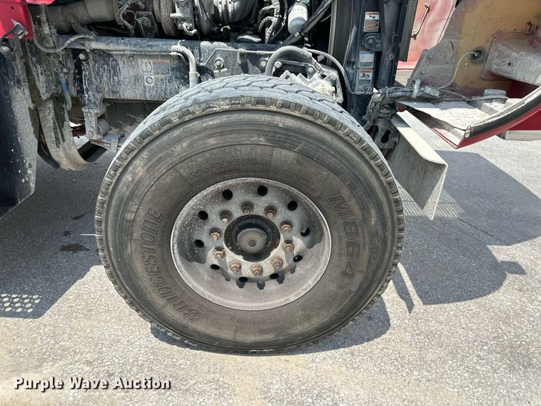 image for item DS2132 2015 Kenworth W900  ready mix truck