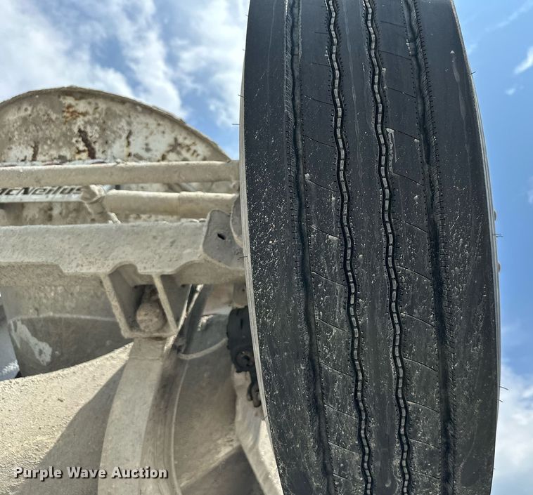 image for item DS2132 2015 Kenworth W900  ready mix truck