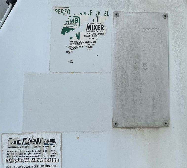 image for item DS2133 2015 Kenworth W900  ready mix truck