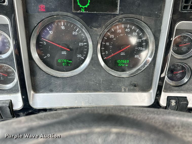 image for item DS2133 2015 Kenworth W900  ready mix truck