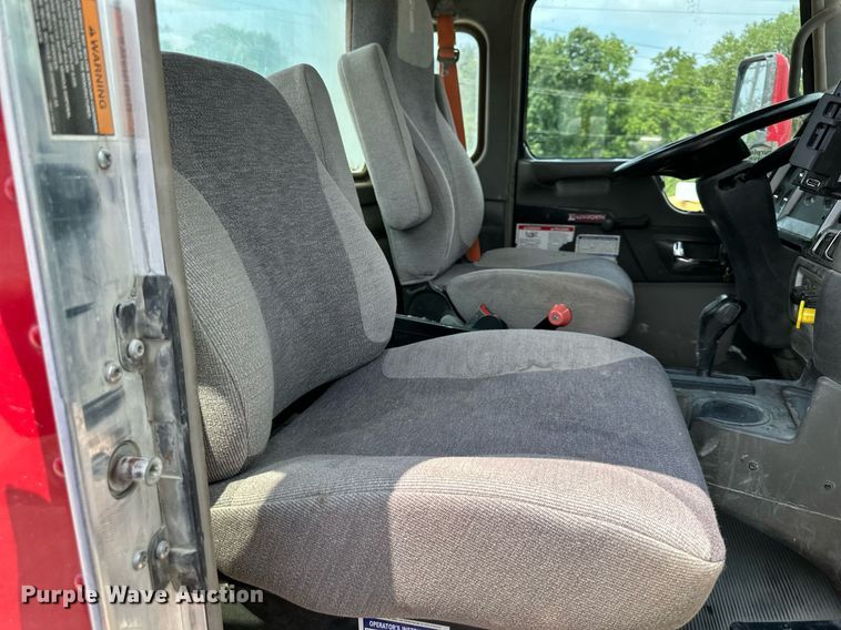 image for item DS2133 2015 Kenworth W900  ready mix truck