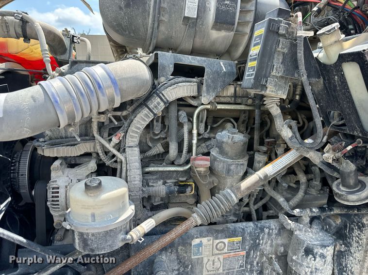 image for item DS2133 2015 Kenworth W900  ready mix truck