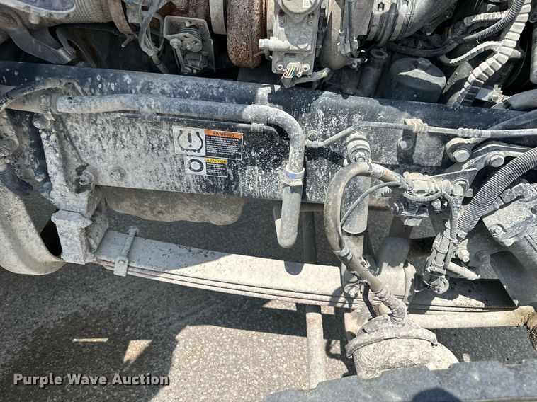 image for item DS2133 2015 Kenworth W900  ready mix truck