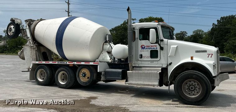 image for item DS2134 2014 Kenworth W900  ready mix truck