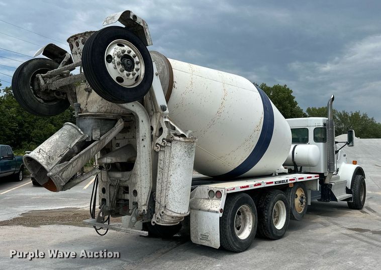 image for item DS2134 2014 Kenworth W900  ready mix truck