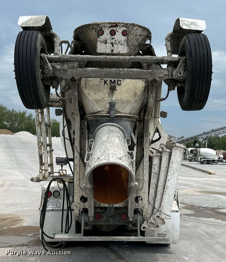 image for item DS2134 2014 Kenworth W900  ready mix truck