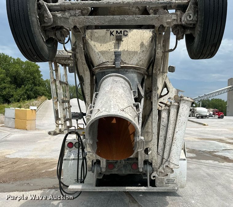 image for item DS2134 2014 Kenworth W900  ready mix truck