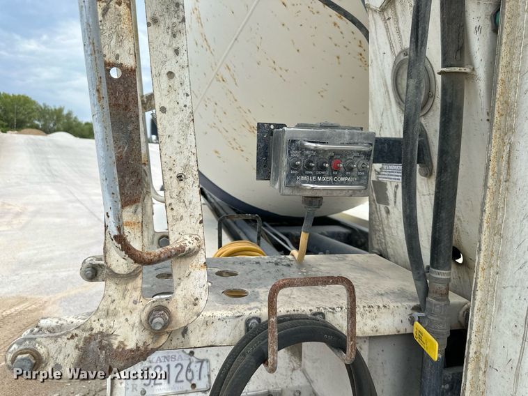 image for item DS2134 2014 Kenworth W900  ready mix truck