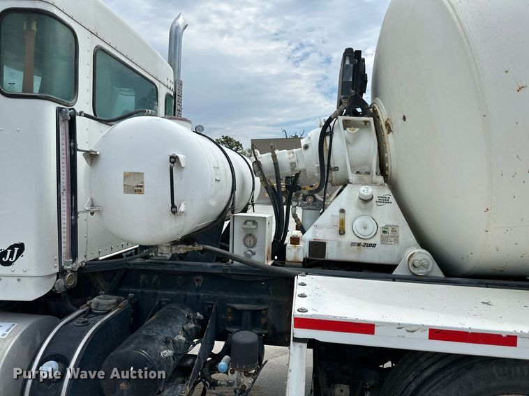 image for item DS2134 2014 Kenworth W900  ready mix truck