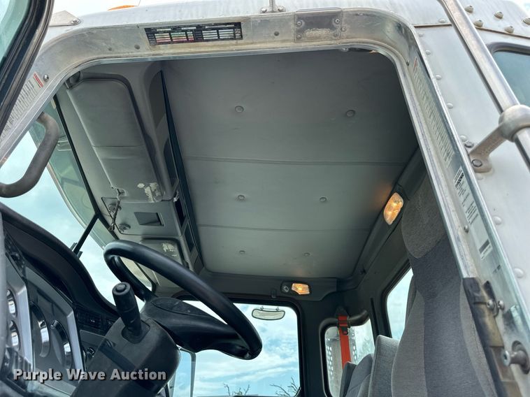 image for item DS2134 2014 Kenworth W900  ready mix truck