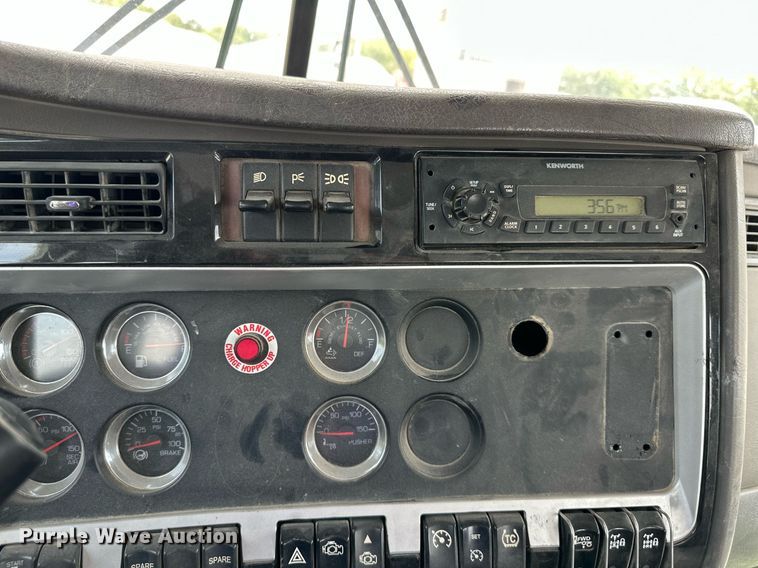 image for item DS2134 2014 Kenworth W900  ready mix truck