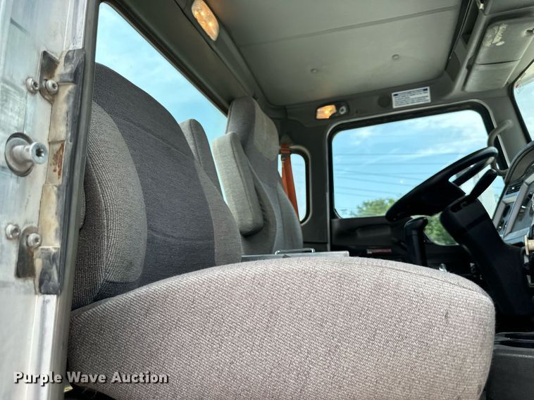 image for item DS2134 2014 Kenworth W900  ready mix truck