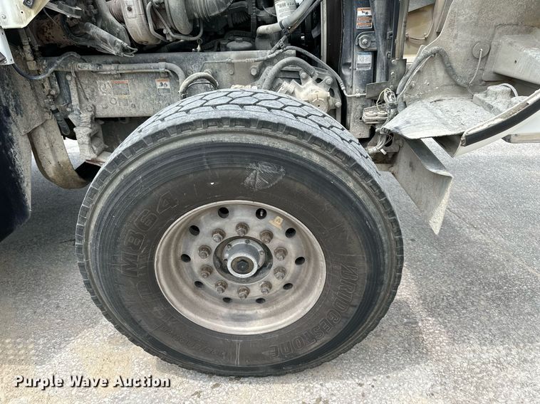 image for item DS2134 2014 Kenworth W900  ready mix truck