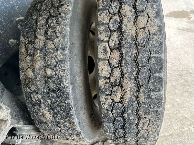 image for item DS2134 2014 Kenworth W900  ready mix truck