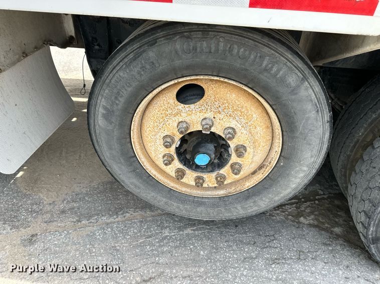 image for item DS2134 2014 Kenworth W900  ready mix truck