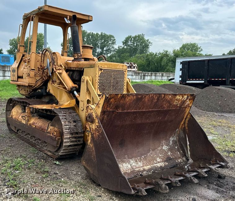 image for item DS2142 1990 Komatsu D57S-1 track loader