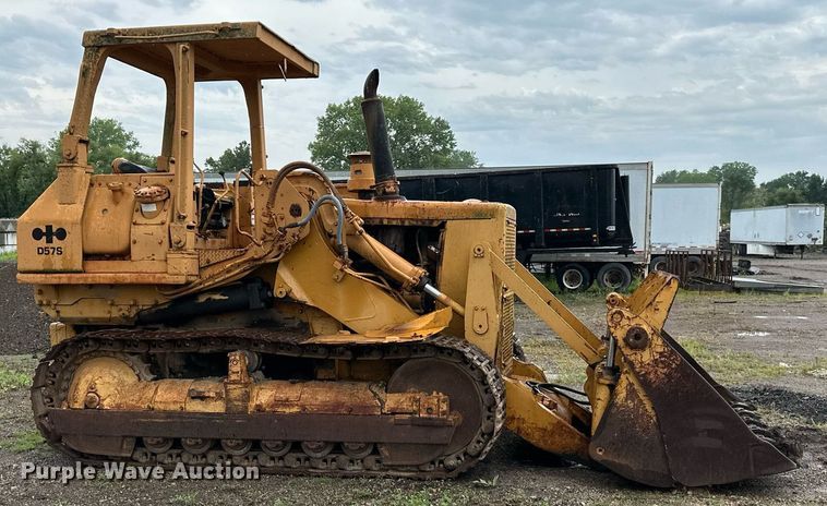 image for item DS2142 1990 Komatsu D57S-1 track loader