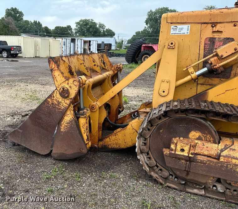 image for item DS2142 1990 Komatsu D57S-1 track loader